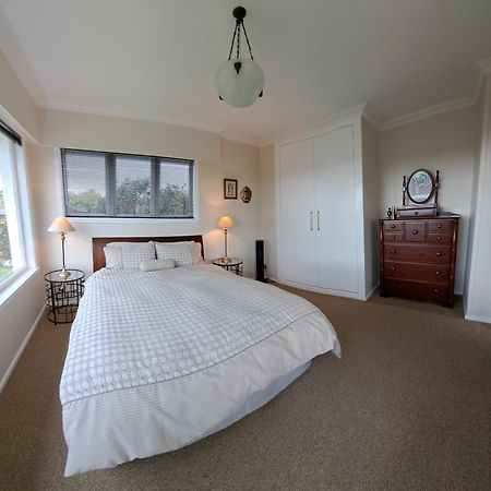 Grange Harbour View B&B Tauranga Buitenkant foto